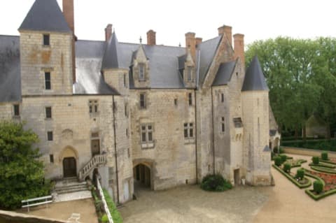 Couvreur Bessé-sur-Braye